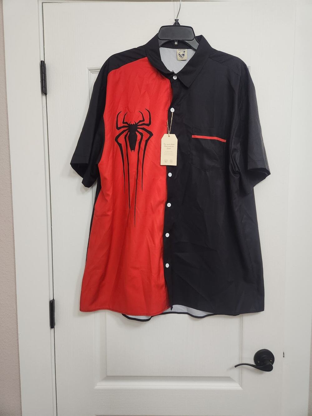 NWT Hardaddy Spider Print Button up shirt size XL